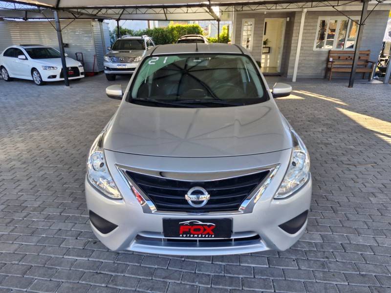 NISSAN - VERSA - 2021/2021 - Prata - R$ 64.900,00