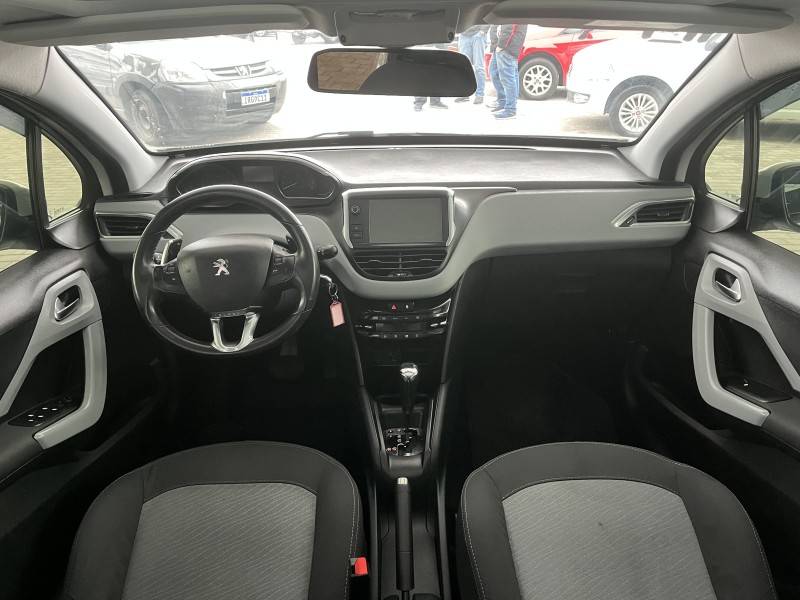 PEUGEOT - 208 - 2015/2016 - Branca - R$ 52.900,00