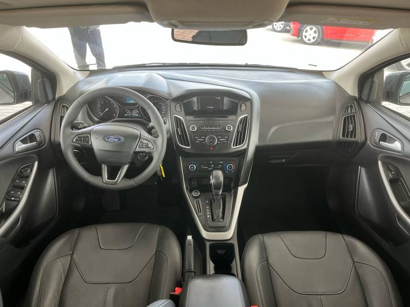 FORD - FOCUS - 2018/2019 - Cinza - R$ 65.900,00