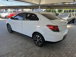 CHEVROLET - PRISMA - 2015/2015 - Branca - R$ 52.900,00