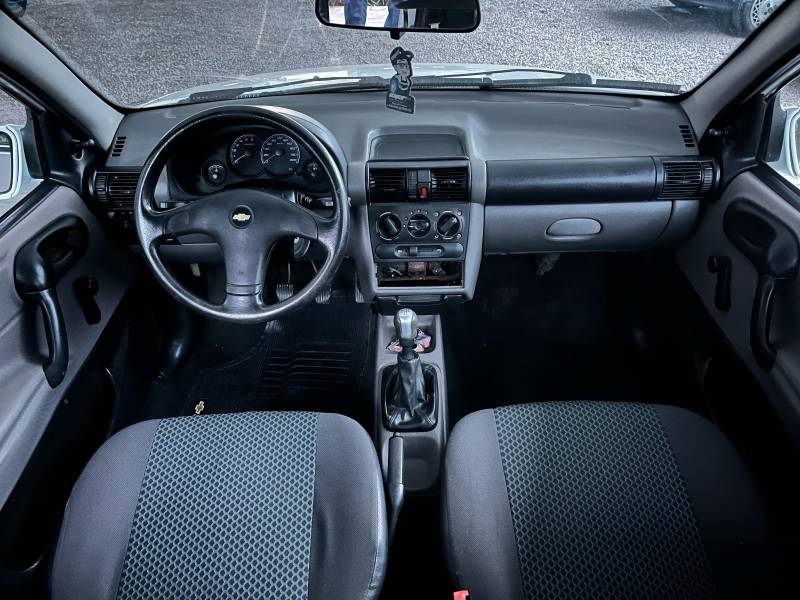 CHEVROLET - CLASSIC - 2012/2013 - Branca - R$ 27.900,00