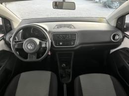 VOLKSWAGEN - UP - 2015/2016 - Branca - R$ 42.900,00