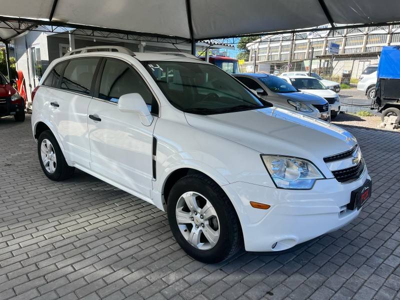 CHEVROLET - CAPTIVA - 2014/2014 - Branca - R$ 53.900,00