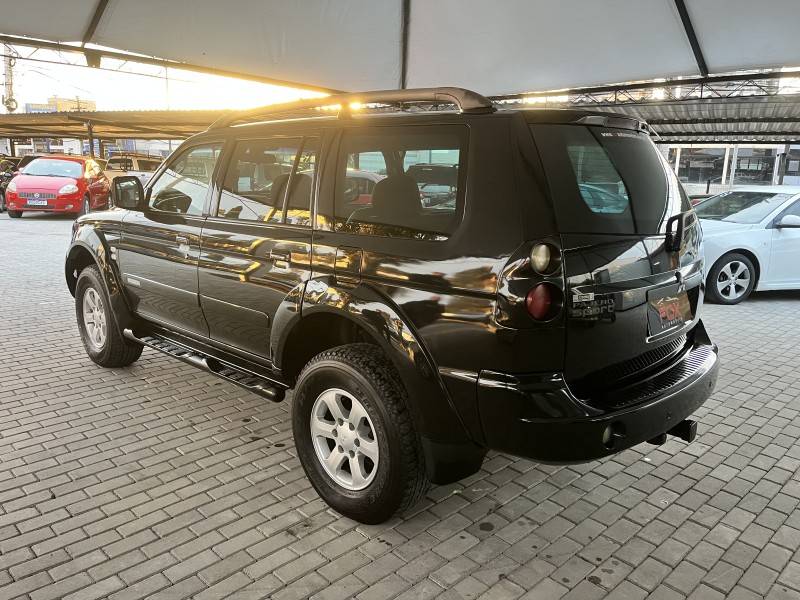 MITSUBISHI - PAJERO SPORT - 2008/2008 - Preta - R$ 57.900,00