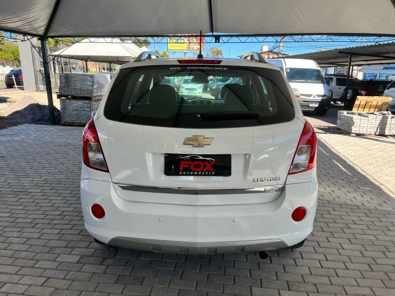CHEVROLET - CAPTIVA - 2014/2014 - Branca - R$ 53.900,00