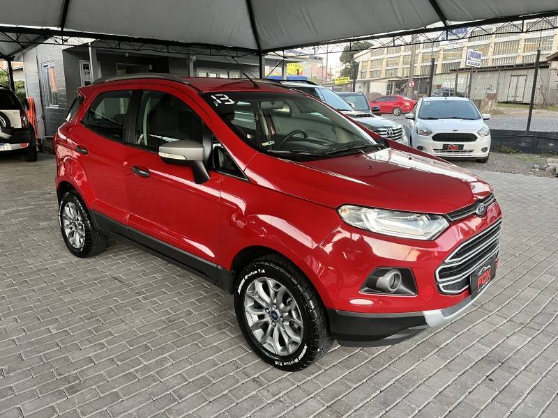 FORD - ECOSPORT - 2012/2013 - Vermelha - R$ 54.900,00