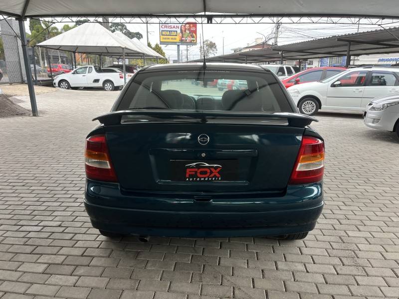 CHEVROLET - ASTRA - 1998/1999 - Azul - R$ 17.900,00