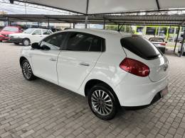 FIAT - BRAVO - 2014/2014 - Branca - R$ 37.900,00