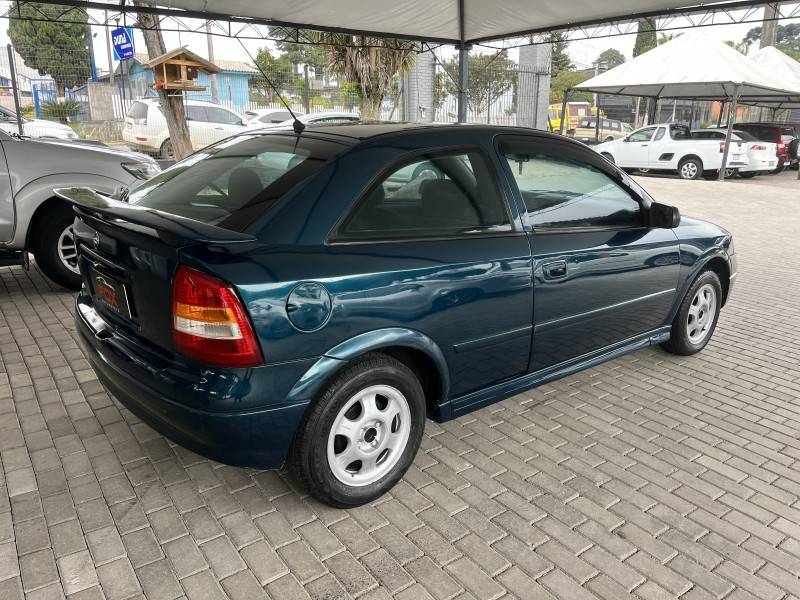 CHEVROLET - ASTRA - 1998/1999 - Azul - R$ 17.900,00