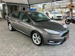 FORD - FOCUS - 2018/2019 - Cinza - R$ 65.900,00