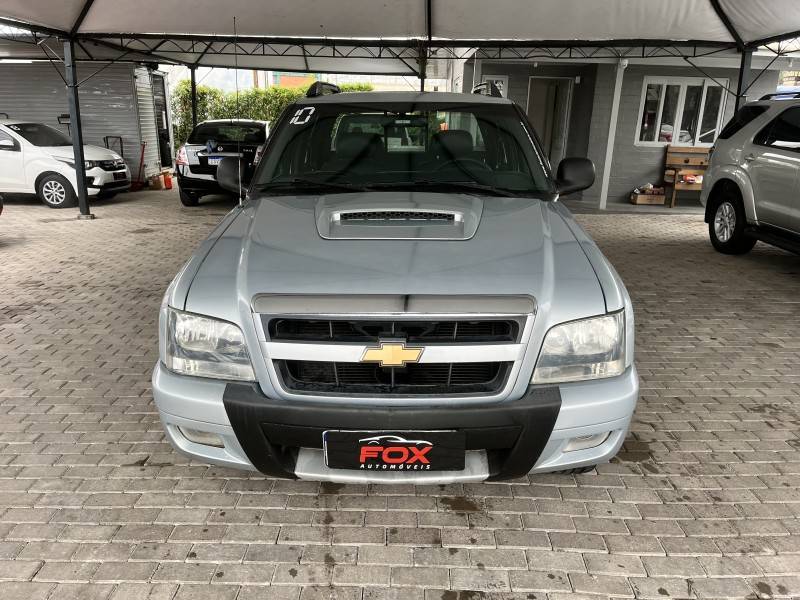 CHEVROLET - S10 - 2010/2010 - Prata - R$ 65.900,00