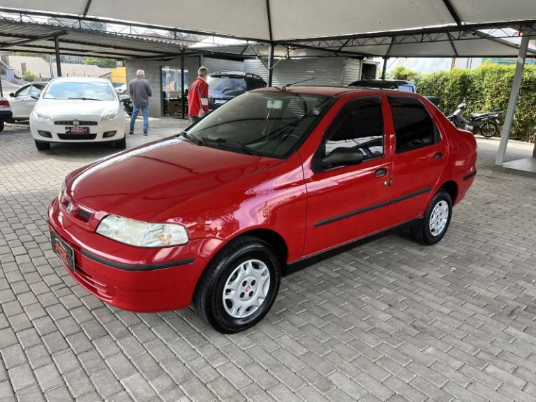 FIAT - SIENA - 2006/2007 - Vermelha - R$ 21.900,00