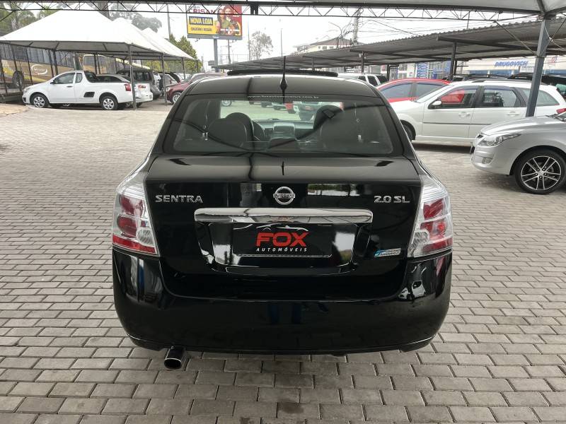 NISSAN - SENTRA - 2011/2012 - Preta - R$ 41.900,00