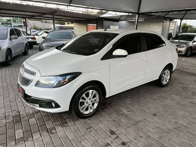 CHEVROLET - PRISMA - 2015/2015 - Branca - R$ 52.900,00