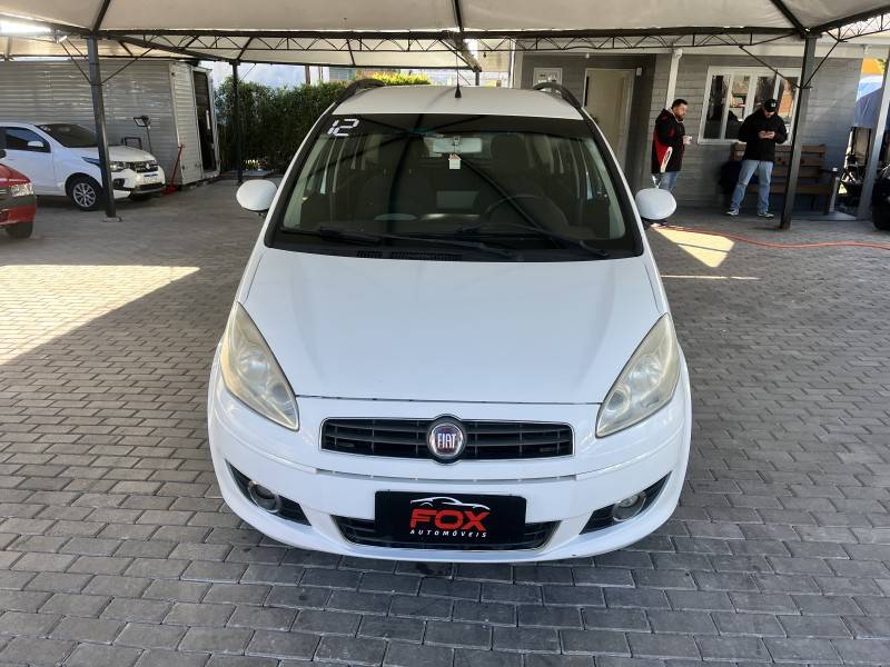 FIAT - IDEA - 2011/2012 - Branca - R$ 33.900,00