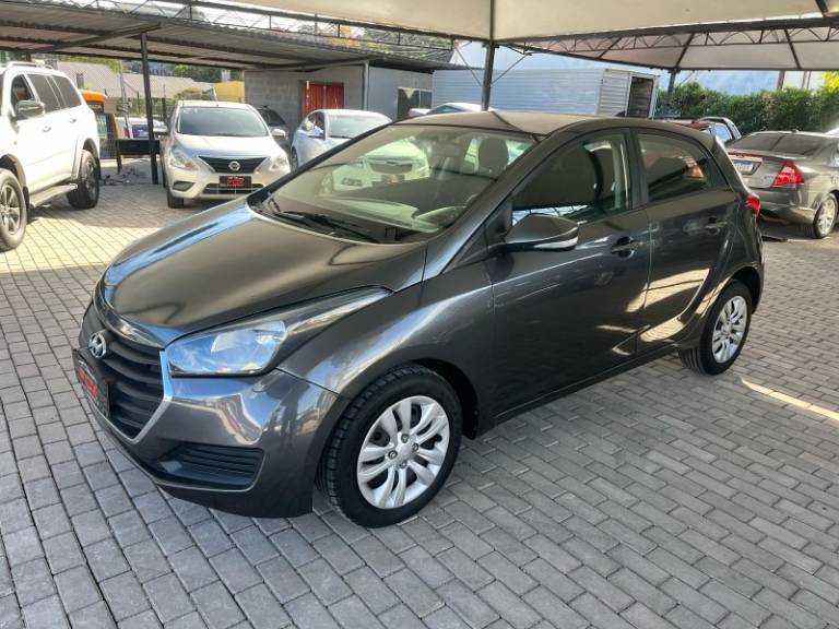HYUNDAI - HB20 - 2016/2017 - Cinza - R$ 48.900,00