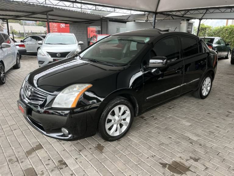 NISSAN - SENTRA - 2011/2012 - Preta - R$ 41.900,00